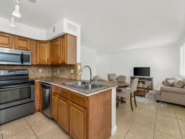 3313 N 68TH Street, Unit E137, Scottsdale, AZ 85251