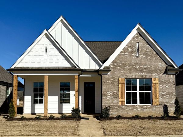 502 Bolivar Drive, Nesbit, MS 38651