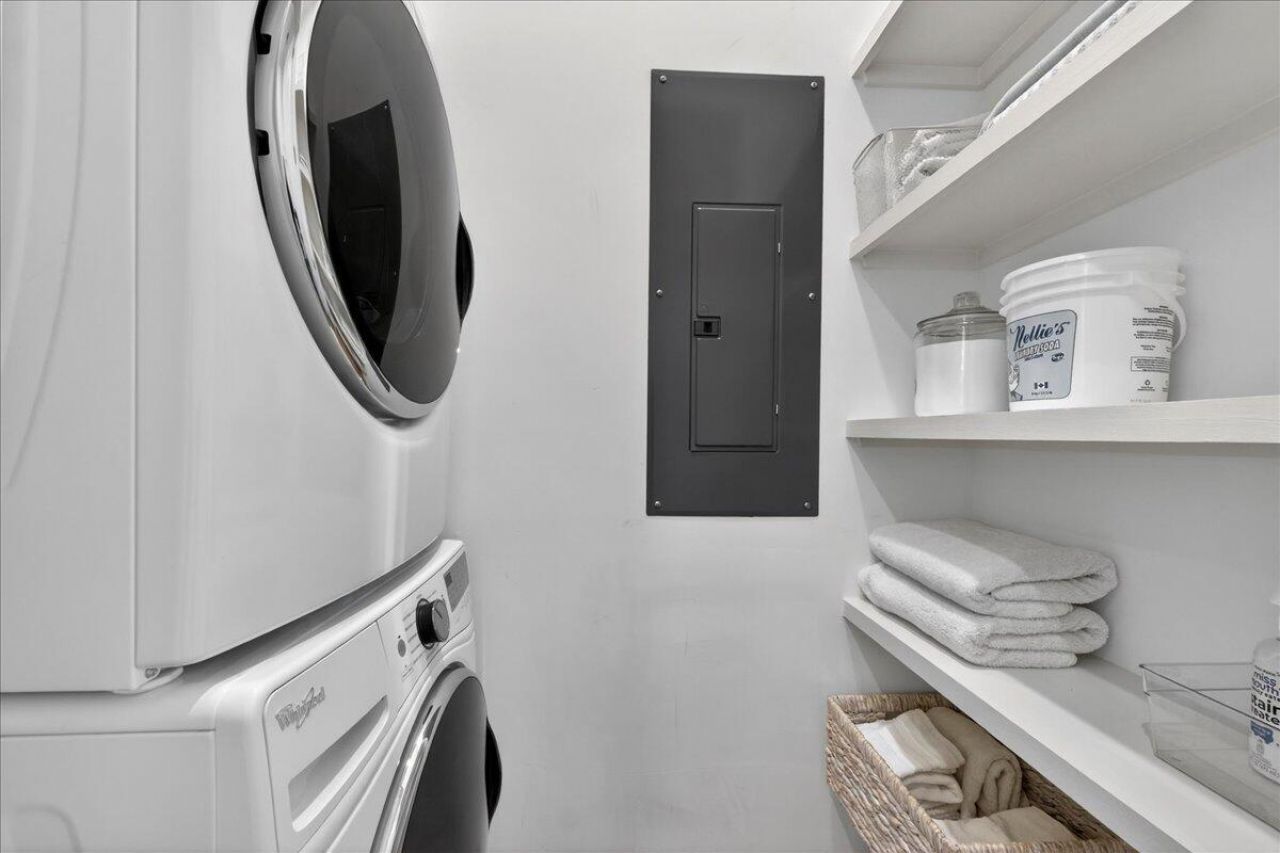 1461 Hale Road Photo 23