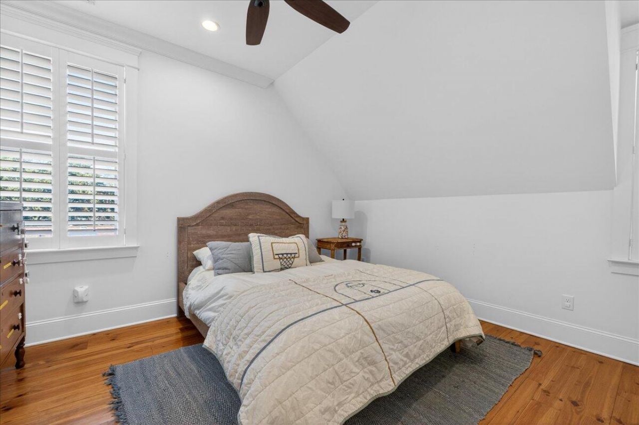 1461 Hale Road Photo 26