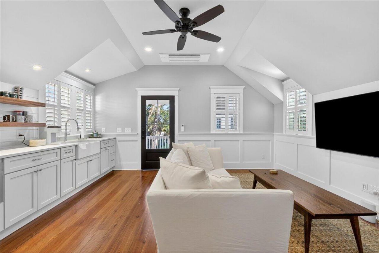 1461 Hale Road Photo 36