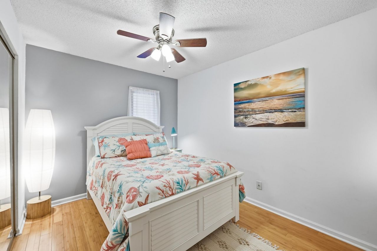 1100 Possum Trot Dr.  Photo 4