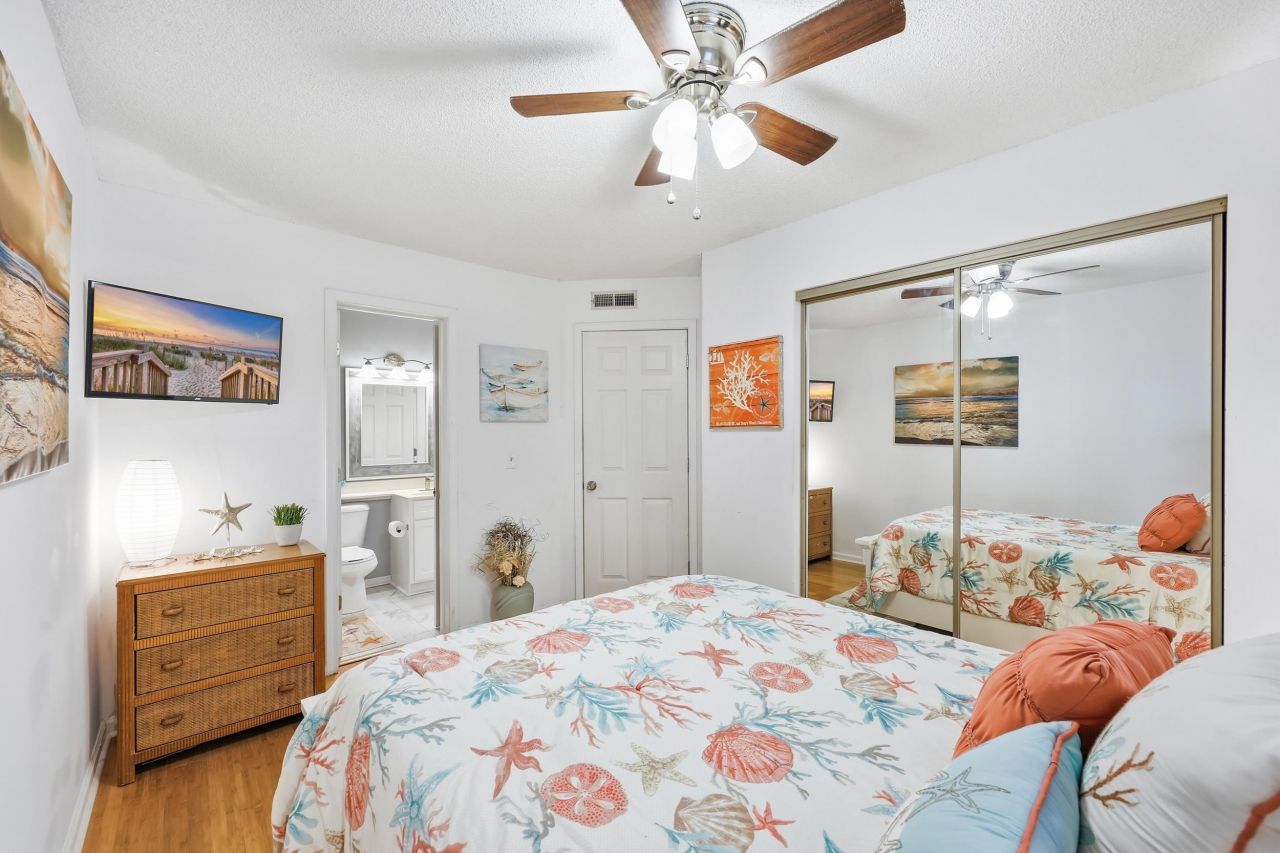 1100 Possum Trot Dr.  Photo 5