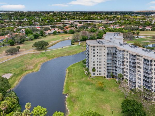3507 Oaks Way, Unit 501, Pompano Beach, FL 33069