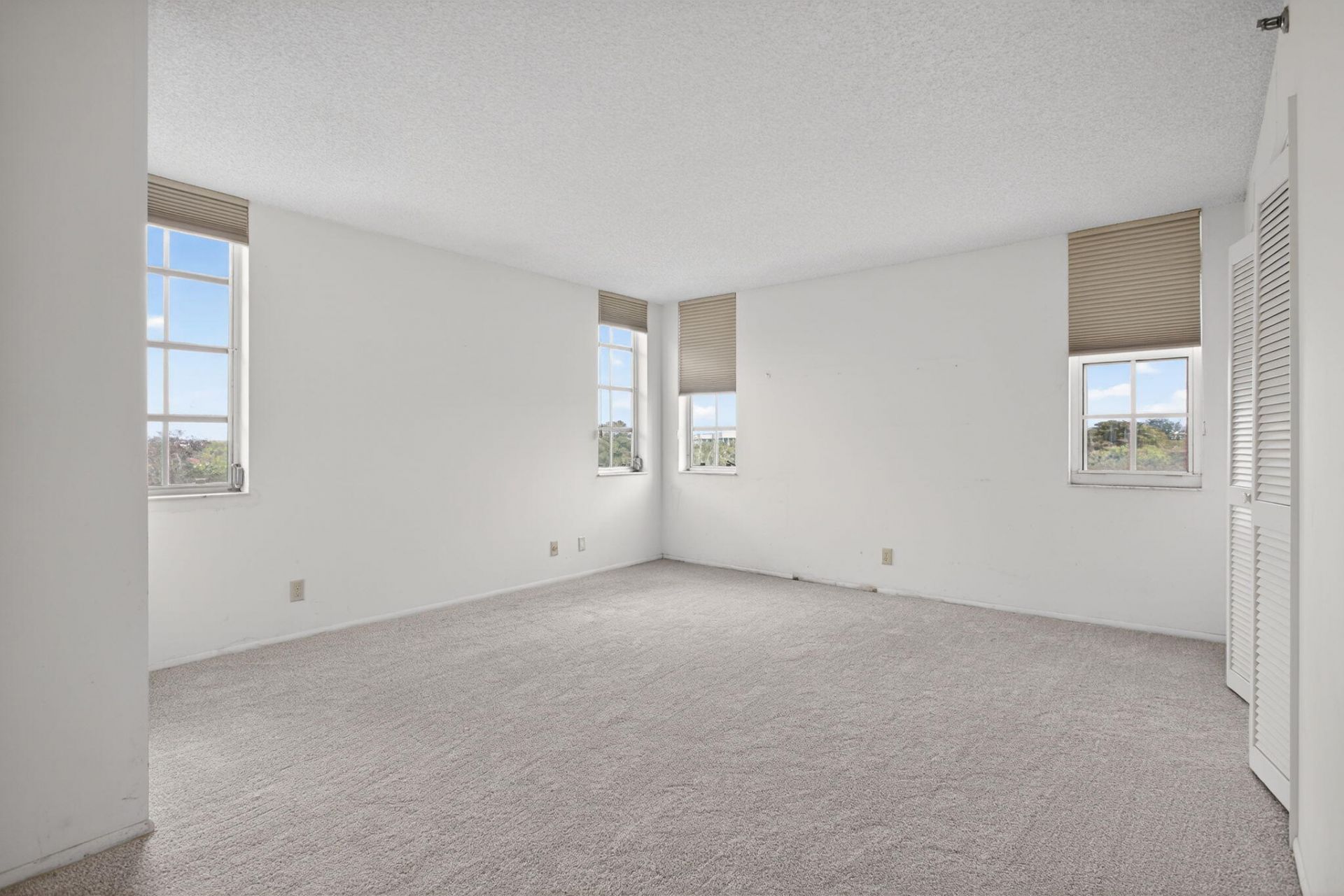 3507 Oaks Way, Unit 501, Pompano Beach, FL 33069 Photo