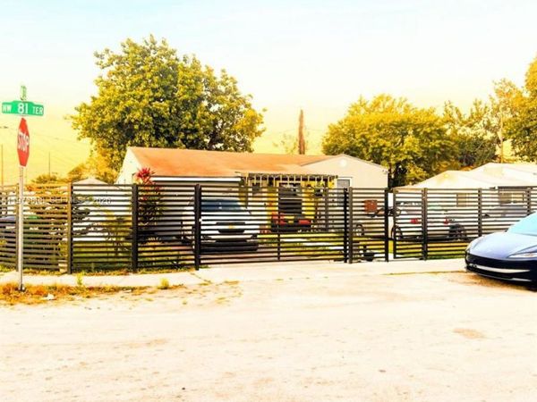 2281 NW 81st Ter , Miami, FL 33147