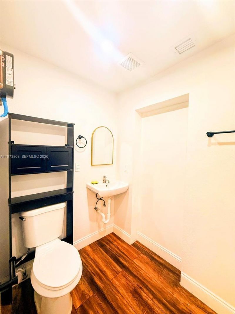 2281 NW 81st Ter , Miami, FL 33147 Photo