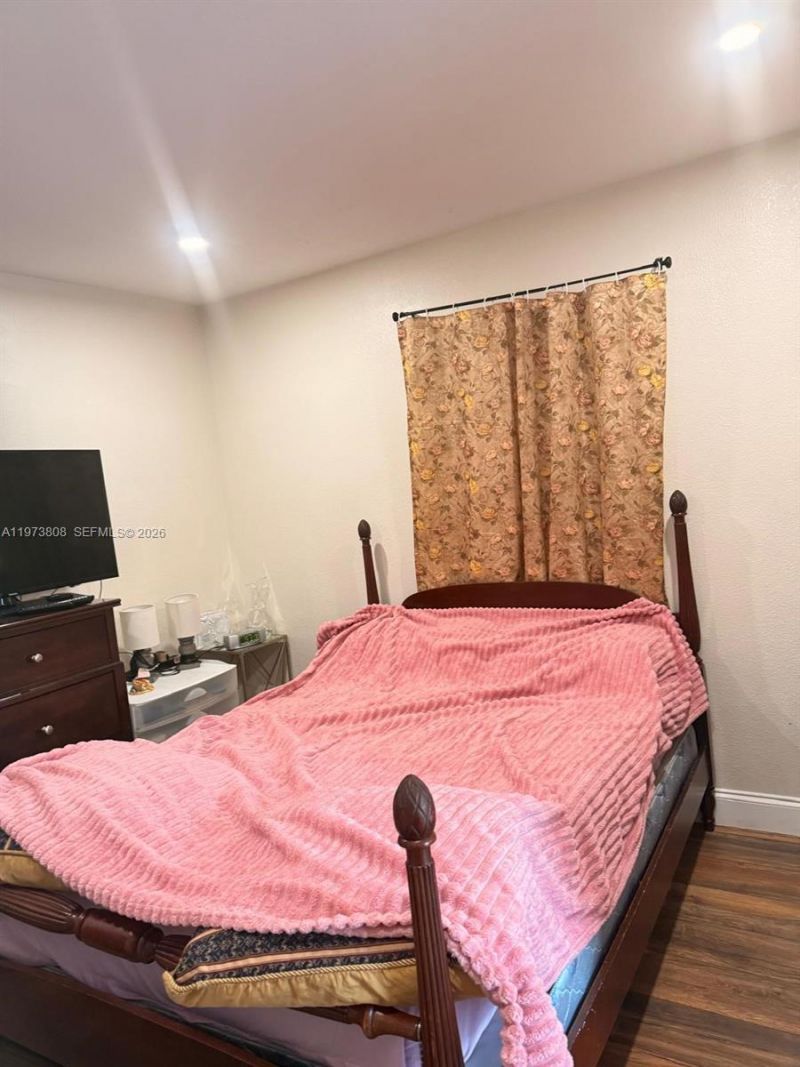 2281 NW 81st Ter , Miami, FL 33147 Photo