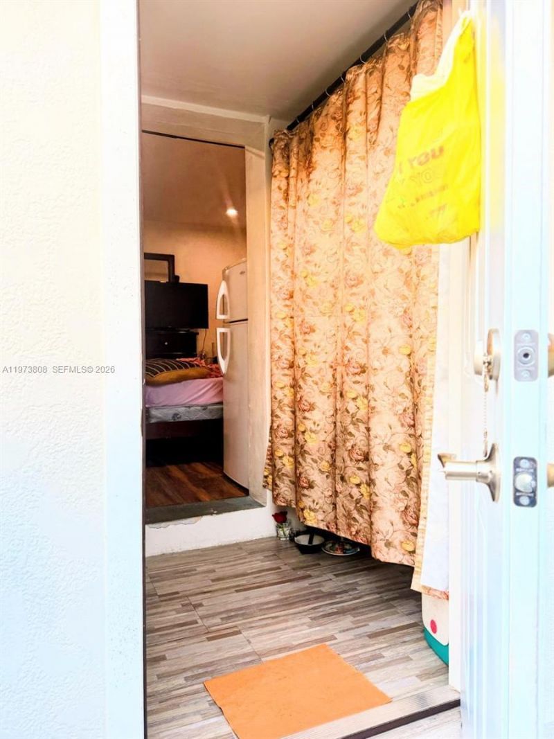 2281 NW 81st Ter , Miami, FL 33147 Photo