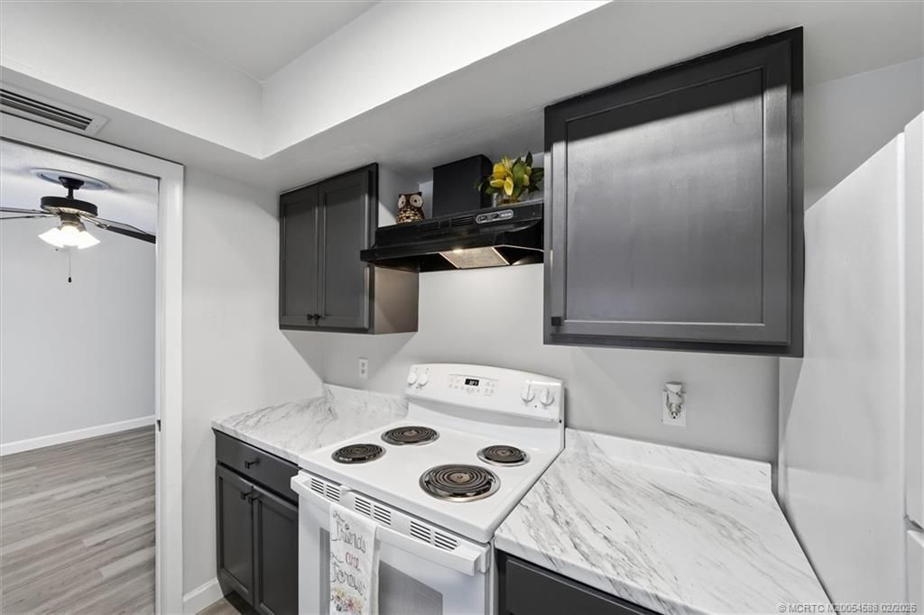 2195 43rd Avenue, Vero Beach, FL 32960 Photo