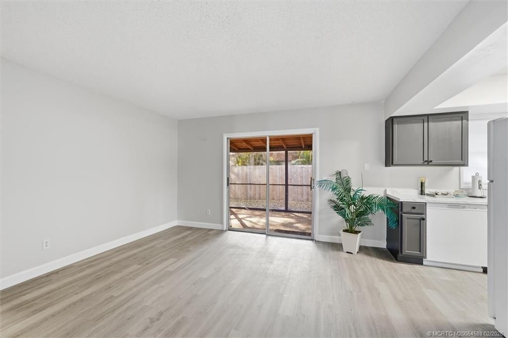 2195 43rd Avenue, Vero Beach, FL 32960 Photo