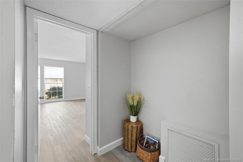 2195 43rd Avenue, Vero Beach, FL 32960 Photo