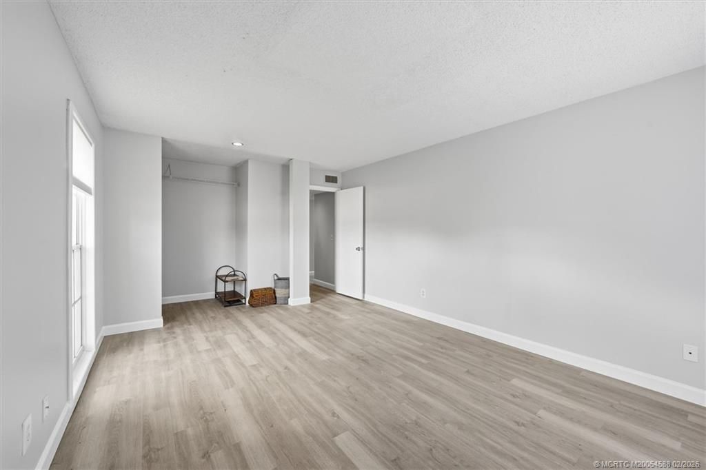 2195 43rd Avenue, Vero Beach, FL 32960 Photo