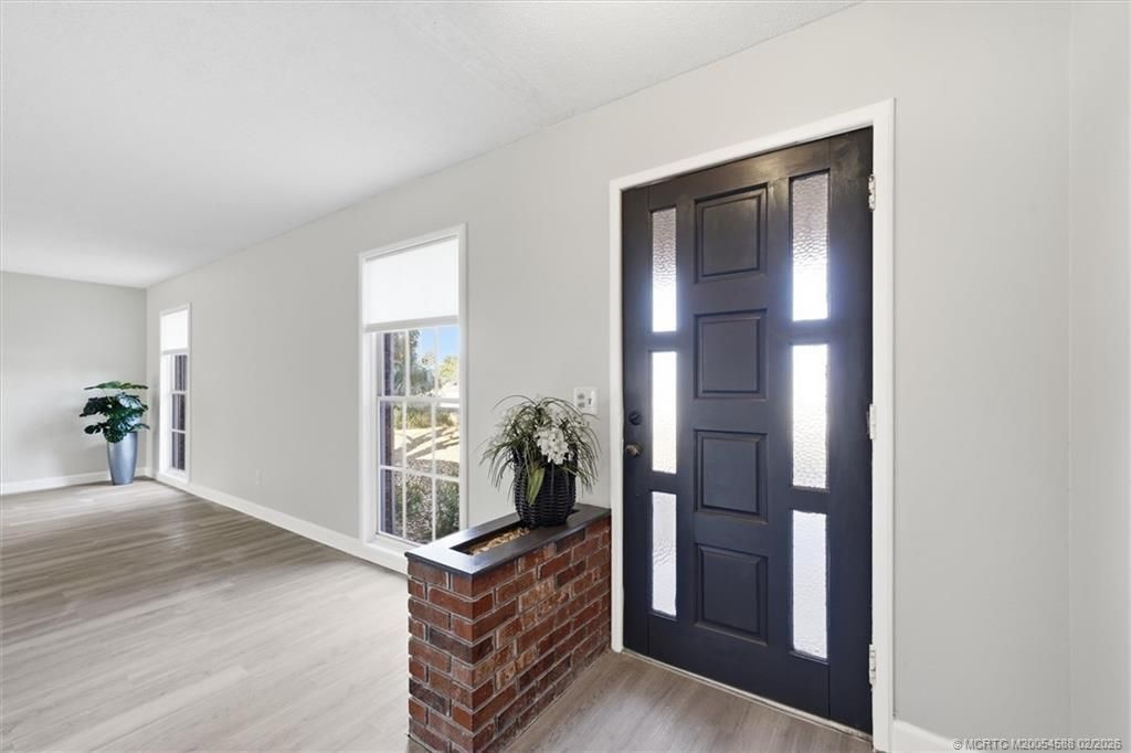 2195 43rd Avenue, Vero Beach, FL 32960 Photo