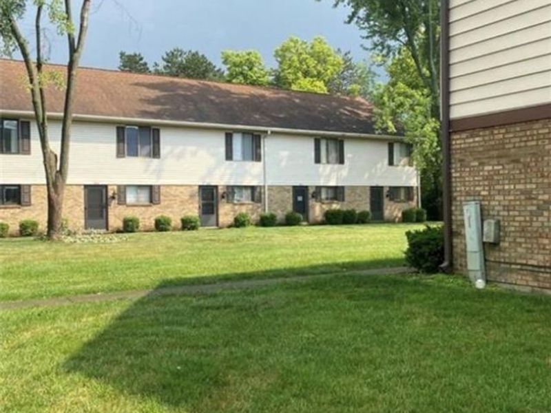 7847 Betsy Ross Circle, Dayton, OH 45459 Photo 2