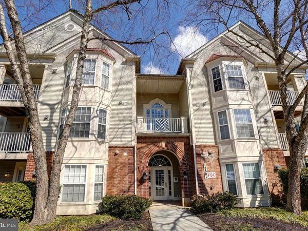18801 SPARKLING WATER DRIVE, Unit 8/T-2, GAITHERSBURG, MD 20879