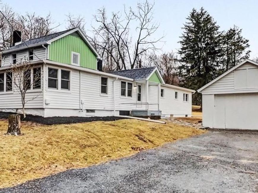 229 Hill Street, Mount Holly Springs, PA 17065 Main Photo