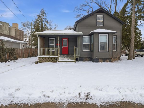 316 E Division Street, Dowagiac, MI 49047