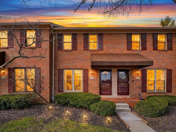 7965 Boothbay Court, Unit 20, Powell, OH 43065