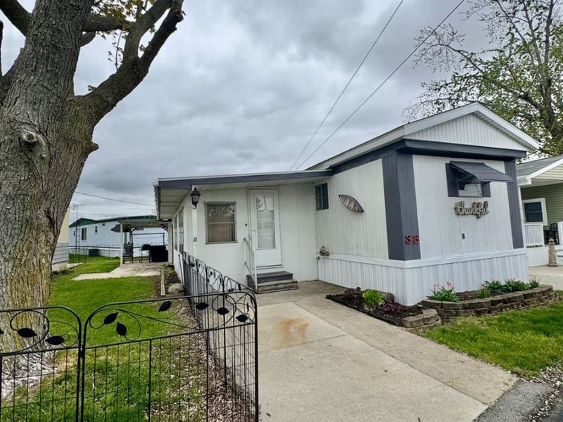 999 N Buck Road, Unit 38, Marblehead, OH 43440 Photo 1