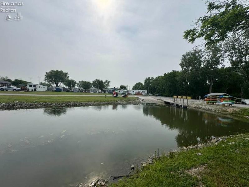 999 N Buck Road, Unit 38, Marblehead, OH 43440 Photo 20