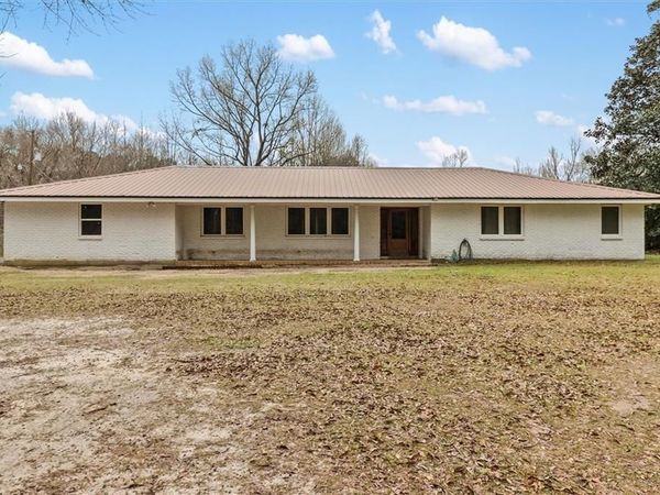 2950 S BYRD Avenue, Bogalusa, LA 70427