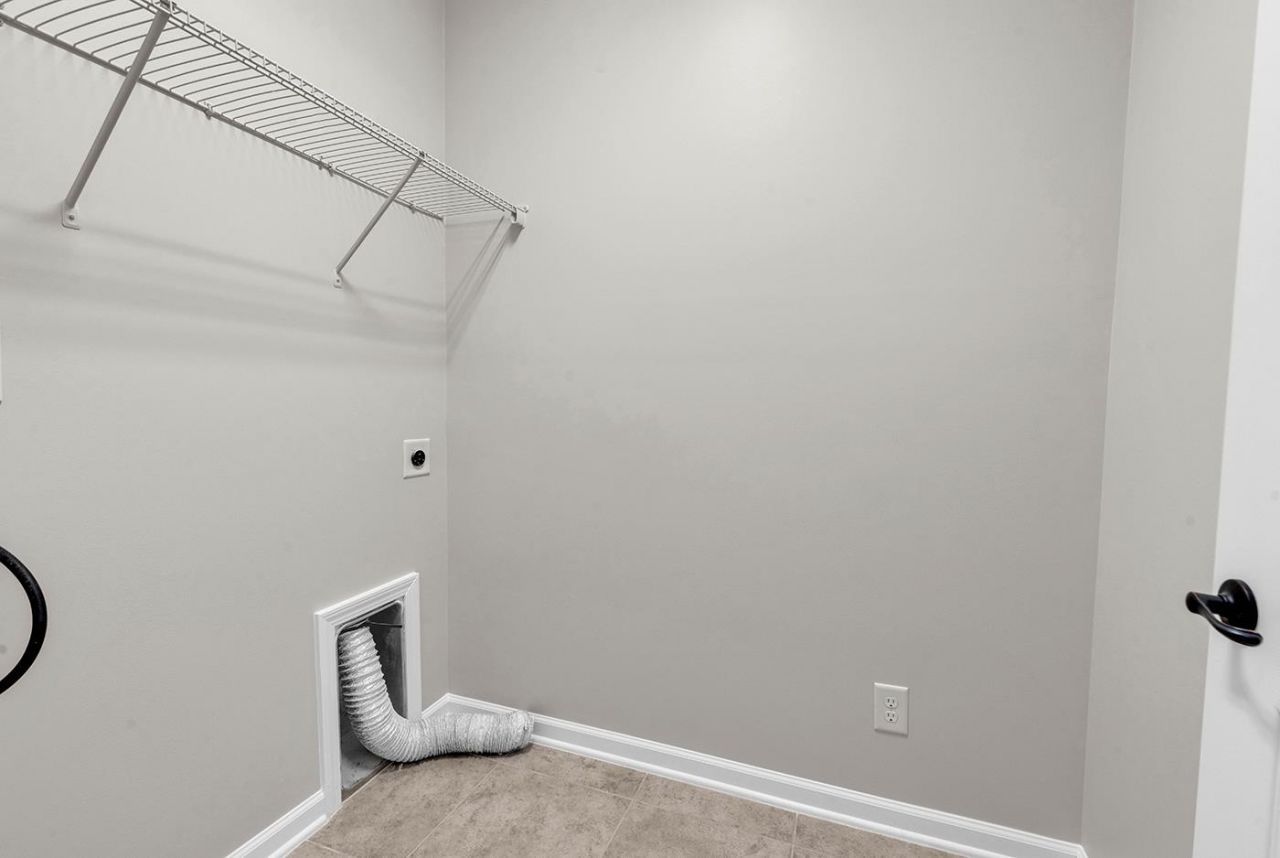 1534 - D Palmina Loop  Photo 10