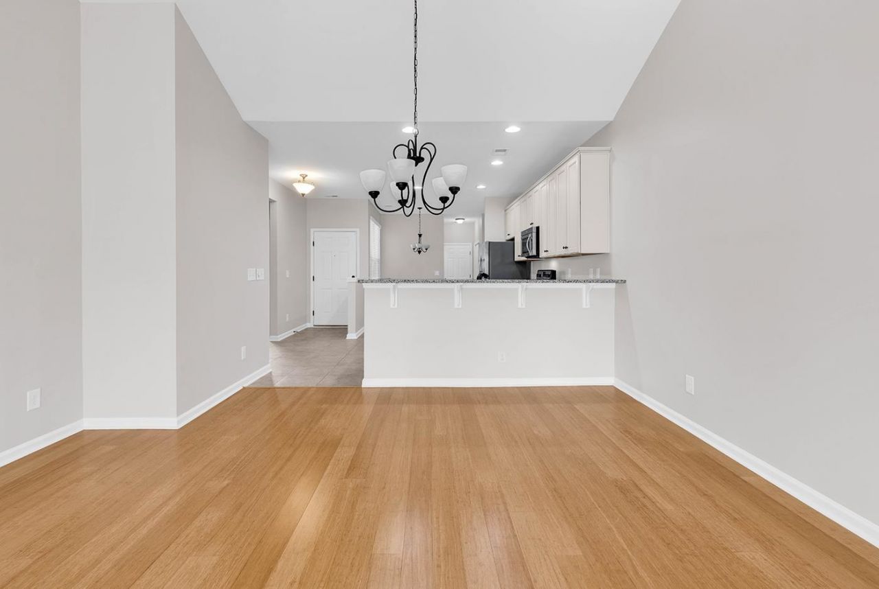 1534 - D Palmina Loop  Photo 17