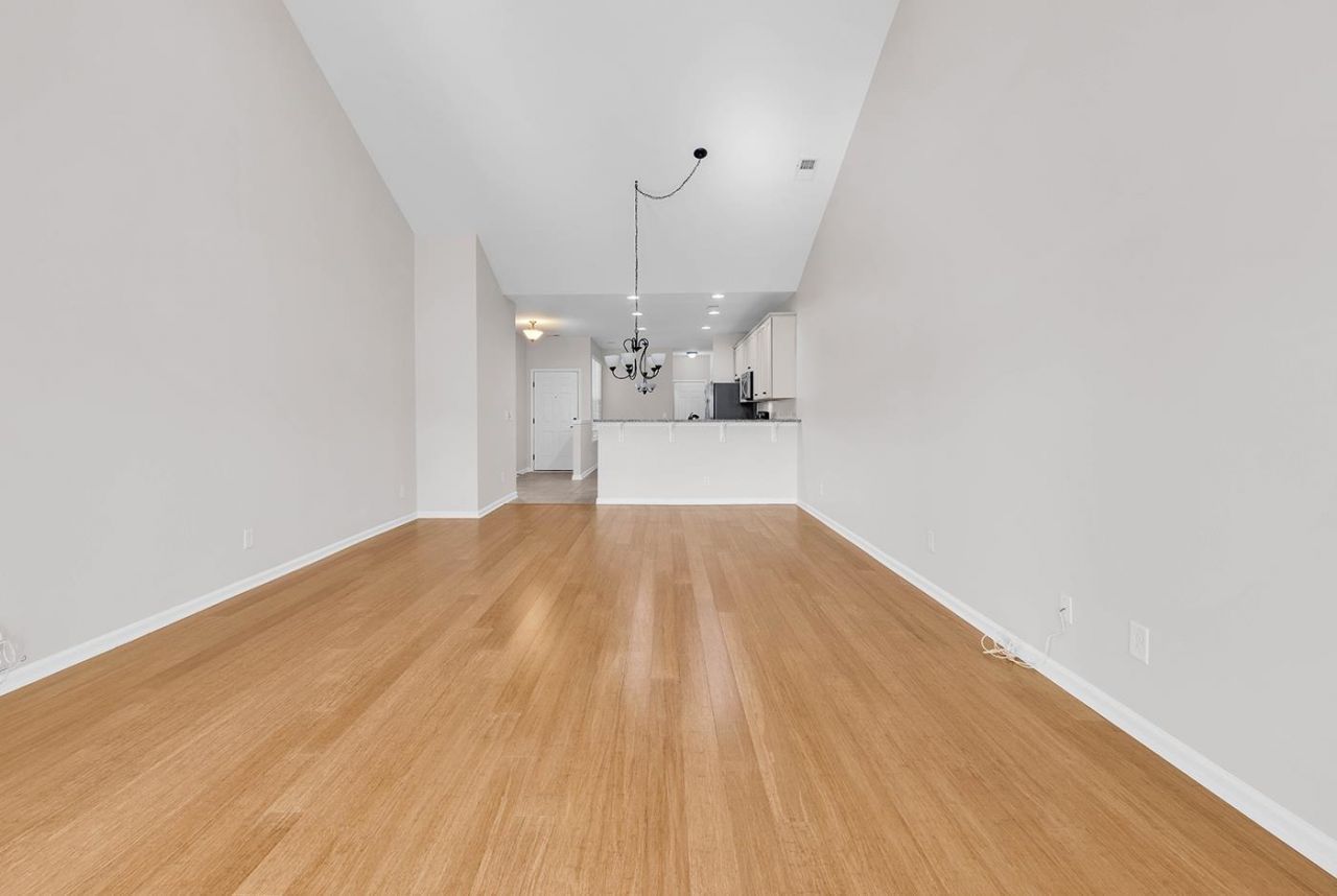 1534 - D Palmina Loop  Photo 18