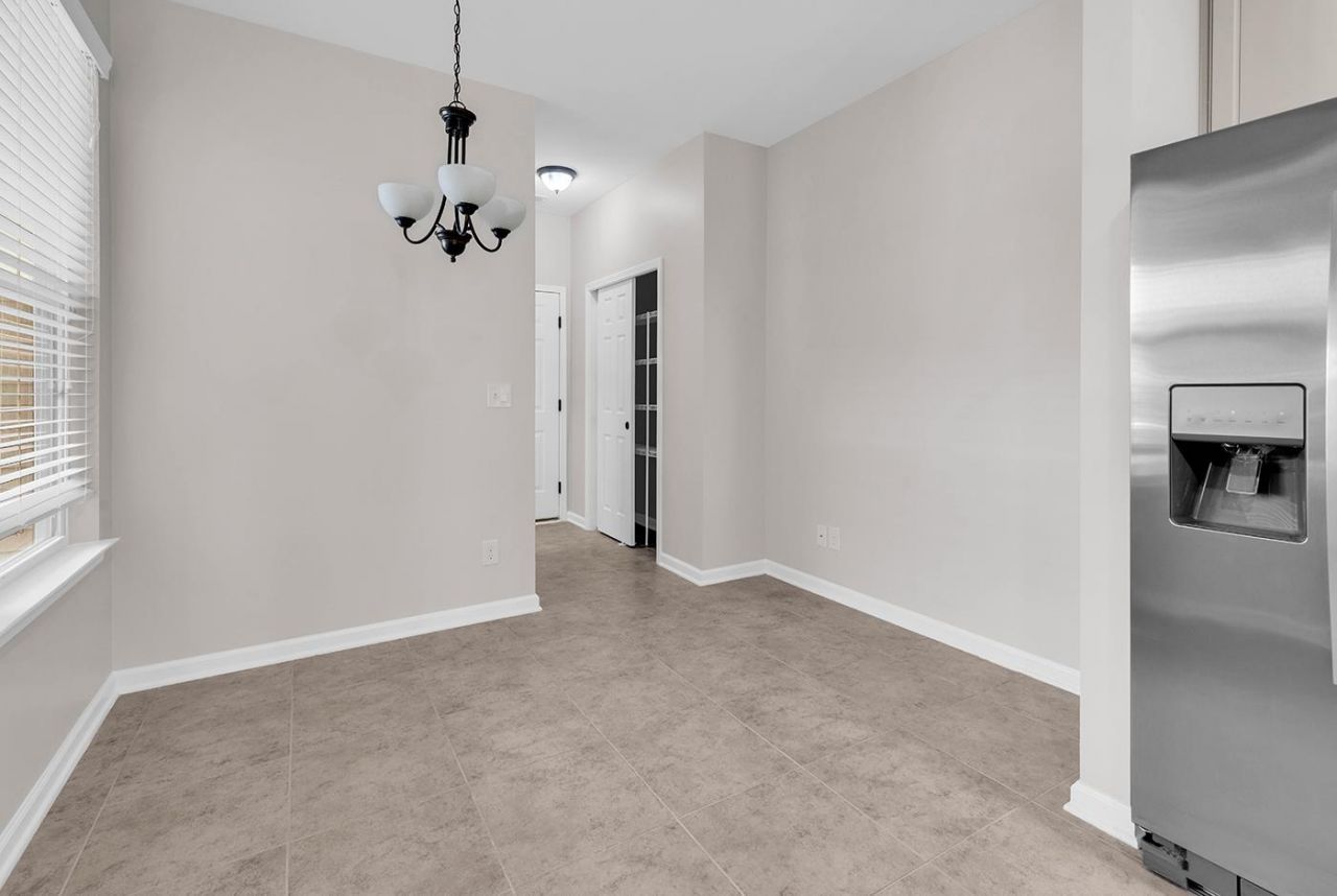 1534 - D Palmina Loop  Photo 8