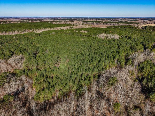 Reservation Rd, Philadelphia, MS 39350