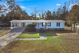 1214 Ellie Court photo 4