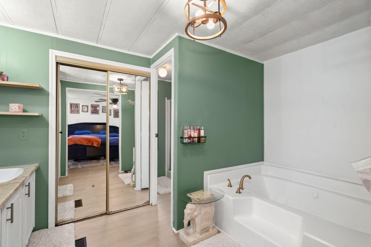 1214 Ellie Court Photo 23