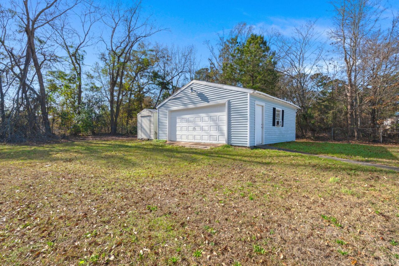 1214 Ellie Court Photo 28