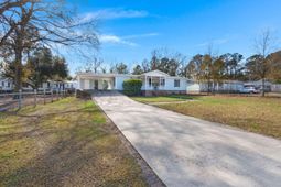 1214 Ellie Court photo 4