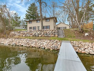 31574 Lowry Circle, Cushing, MN 56443