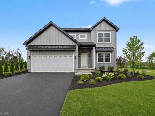 10659 JONESTOWN RD, ANNVILLE, PA 17003