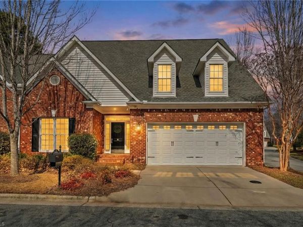 6 Hines Park Lane , Greensboro, NC 27455