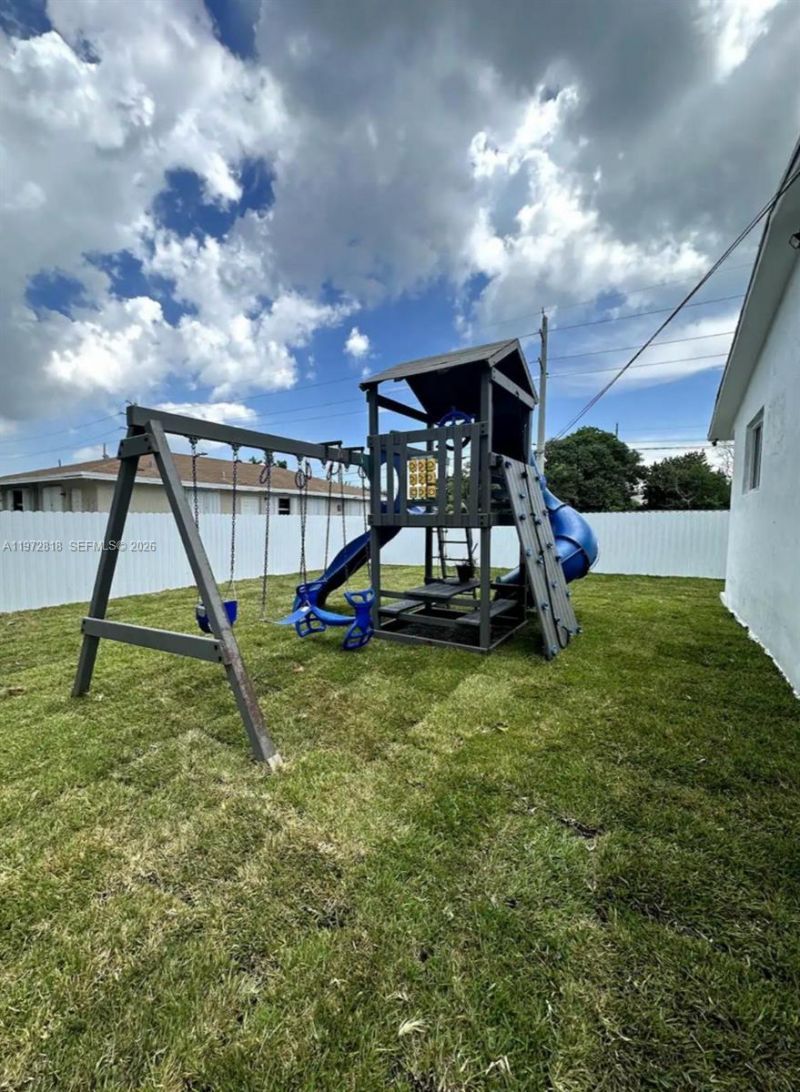 104 NW 9th St , Unit 3, Hallandale Beach, FL 33009 Photo