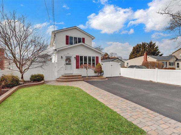 219 Hyman Avenue, West Islip, NY 11795