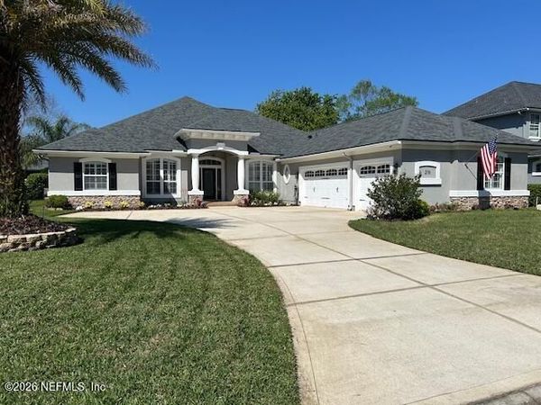 2115 AUTUMN COVE Circle, Fleming Island, FL 32003