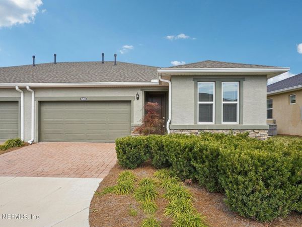 5255 NW 33RD Place, Ocala, FL 34482