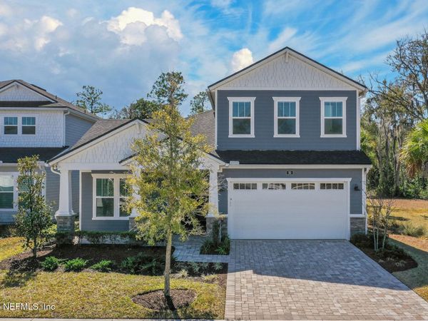 20 OAKMOSS Drive, St. Johns, FL 32259