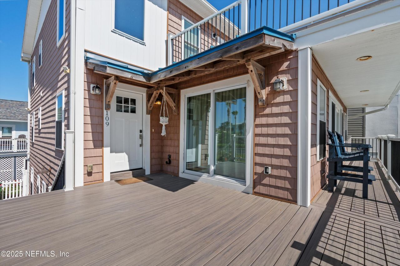 109 12th Avenue N, Jacksonville Beach, FL 32250 Photo