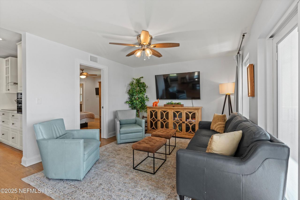 109 12th Avenue N, Jacksonville Beach, FL 32250 Photo