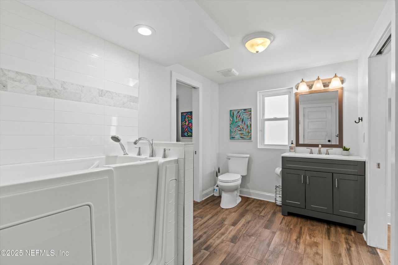 109 12th Avenue N, Jacksonville Beach, FL 32250 Photo