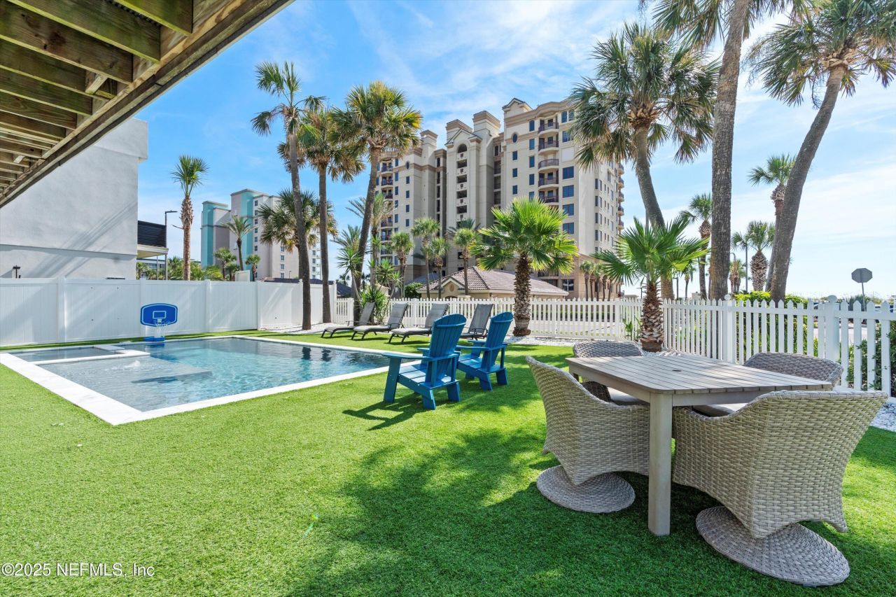 109 12th Avenue N, Jacksonville Beach, FL 32250 Photo