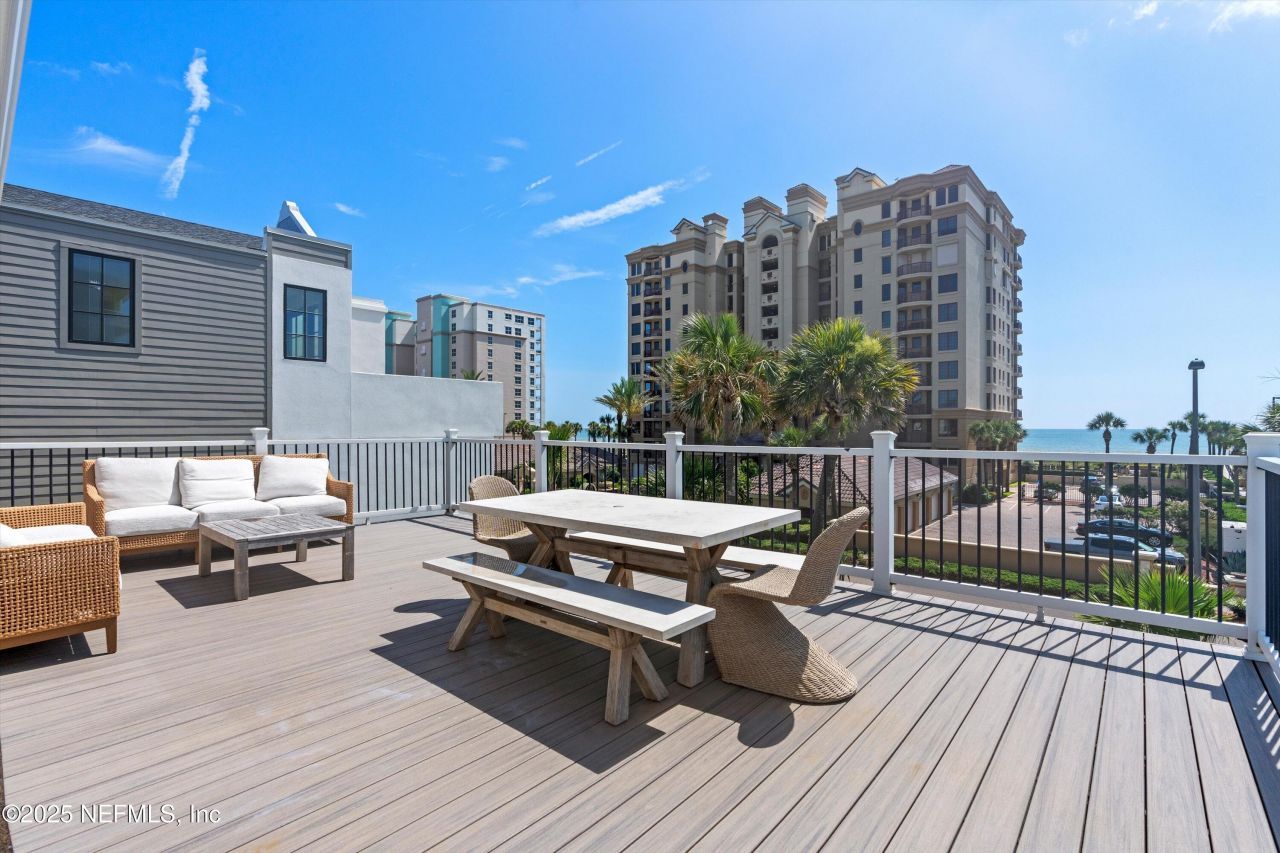 109 12th Avenue N, Jacksonville Beach, FL 32250 Photo