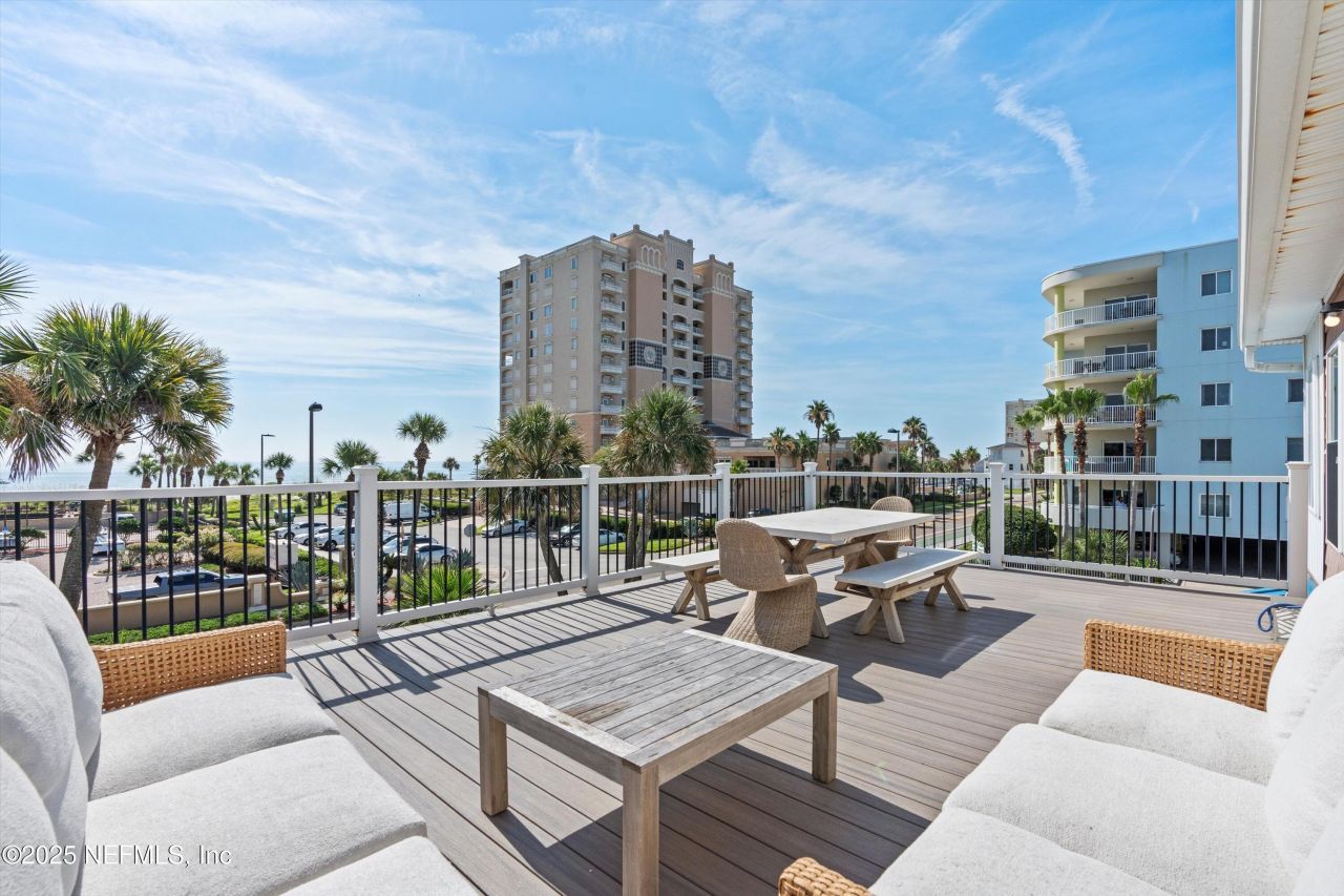 109 12th Avenue N, Jacksonville Beach, FL 32250 Photo