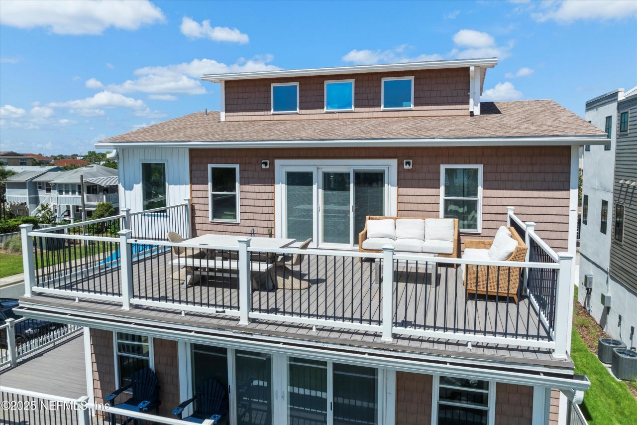 109 12th Avenue N, Jacksonville Beach, FL 32250 Photo